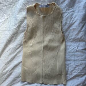 Zara Tank in Size S
